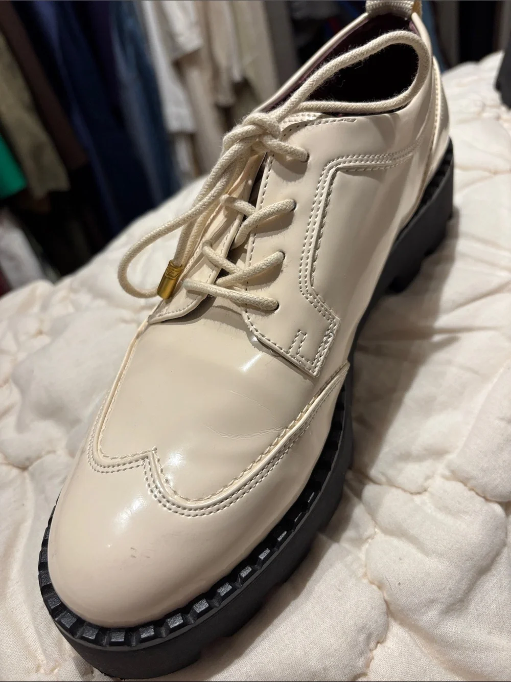 Franco Sarto Cream Lace-Up Platform Derby Shoes